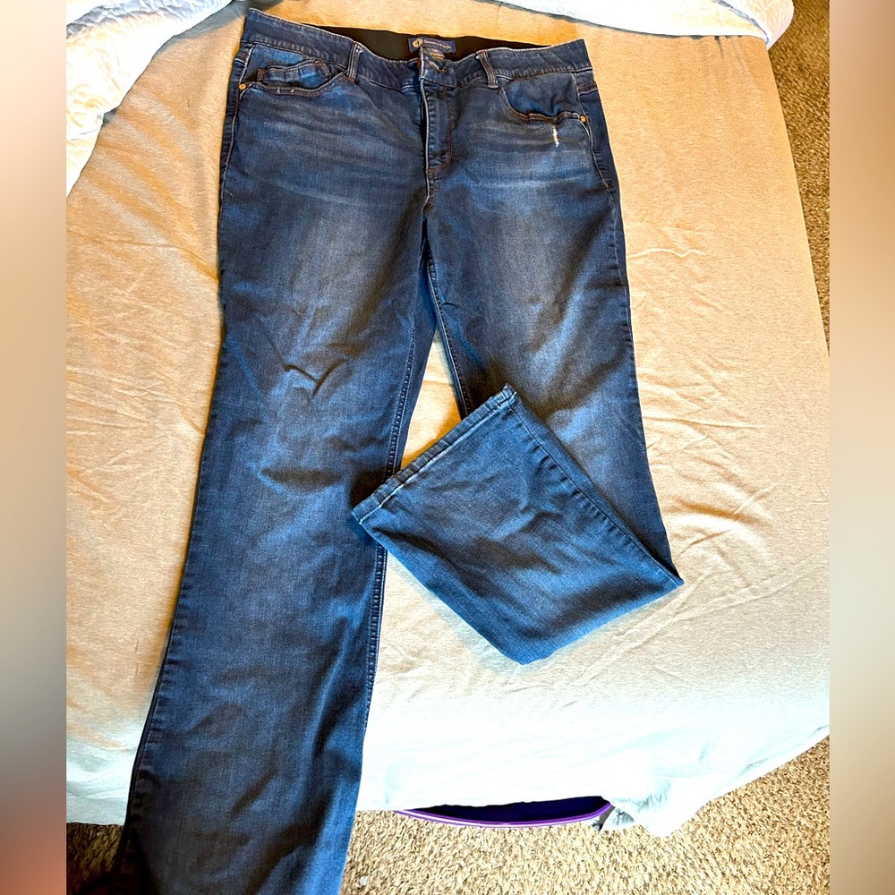 Democracy “Ab”solution boot cut jeans